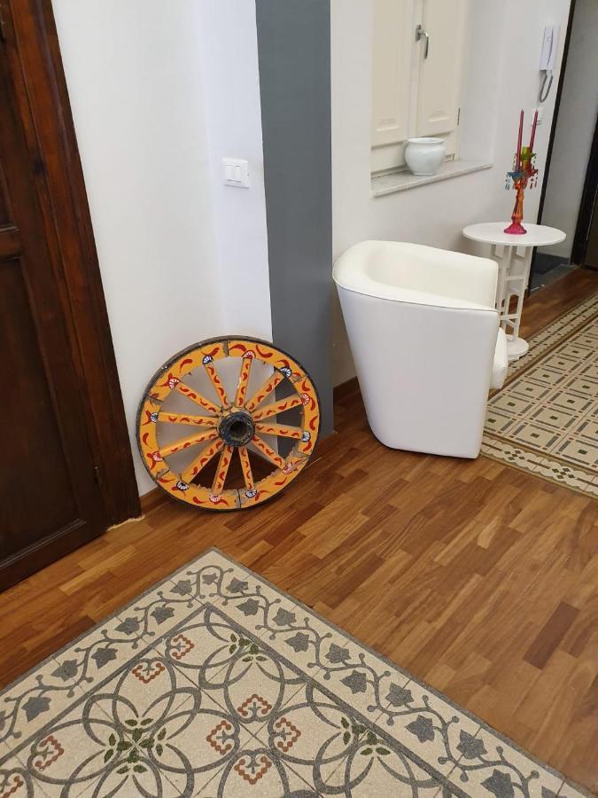 " Gattopardo Suite " Experience Apartment Palermo Luaran gambar